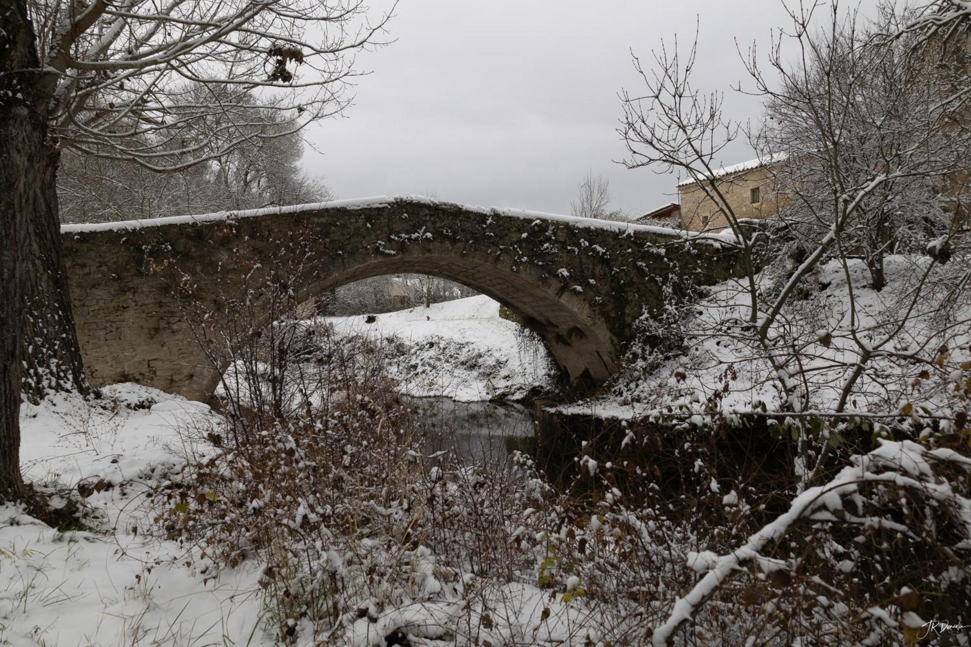 Studio Dans Le Luberon Céreste Eksteriør bilde