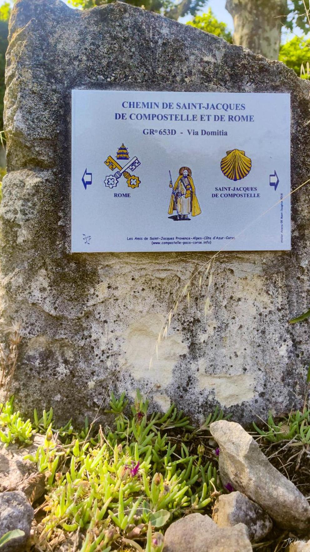 Studio Dans Le Luberon Céreste Eksteriør bilde